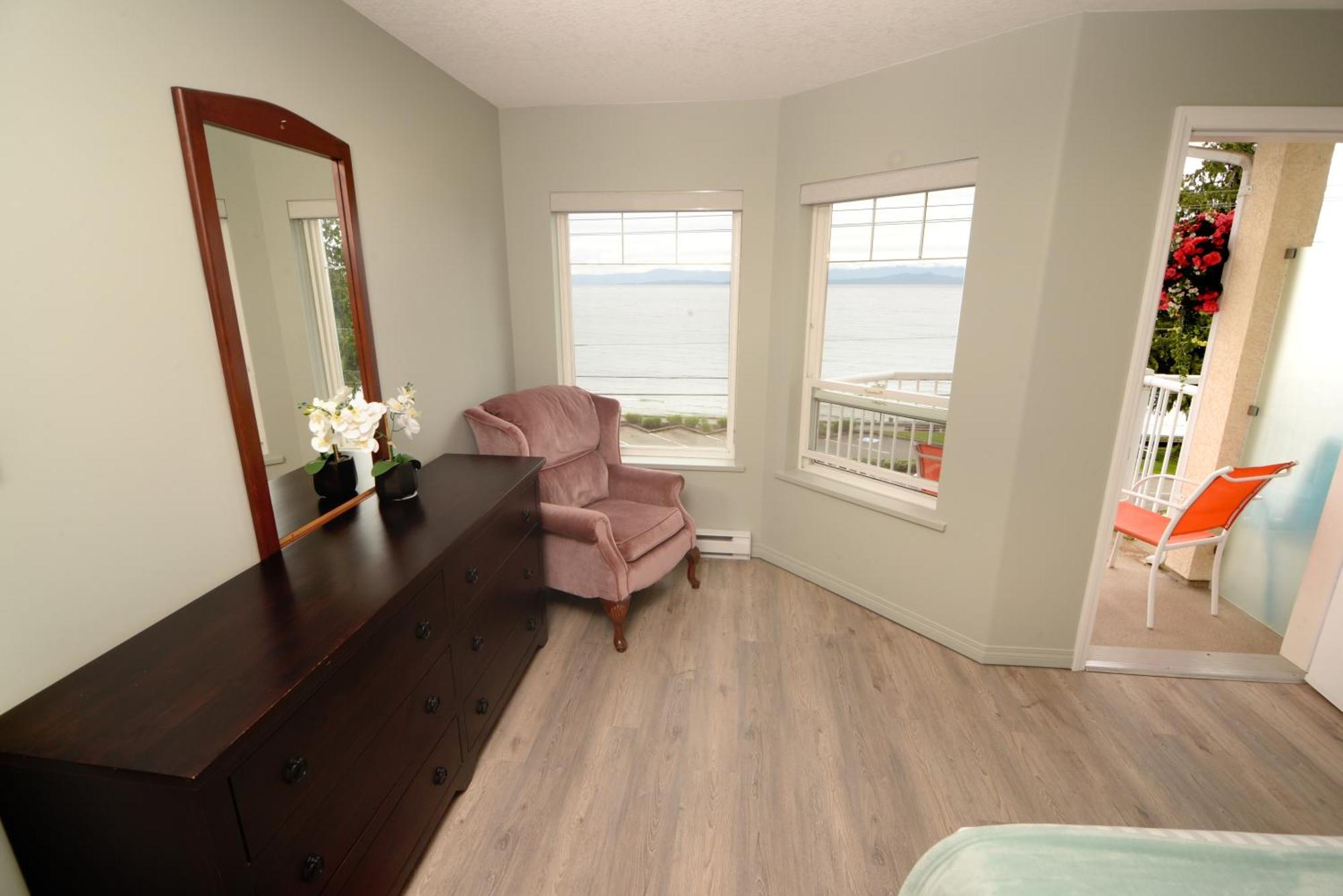 Casa Grande Inn Qualicum Beach Exterior foto